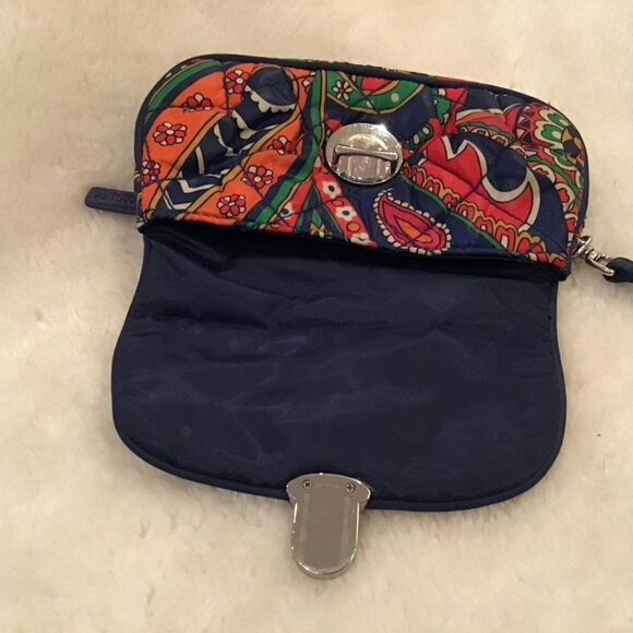 Vera Bradley Puffy Wristlet in Venetian Paisley - Picture 7 of 8